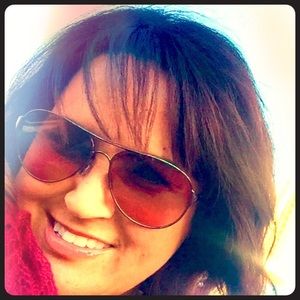 Meet your Posher, Linda